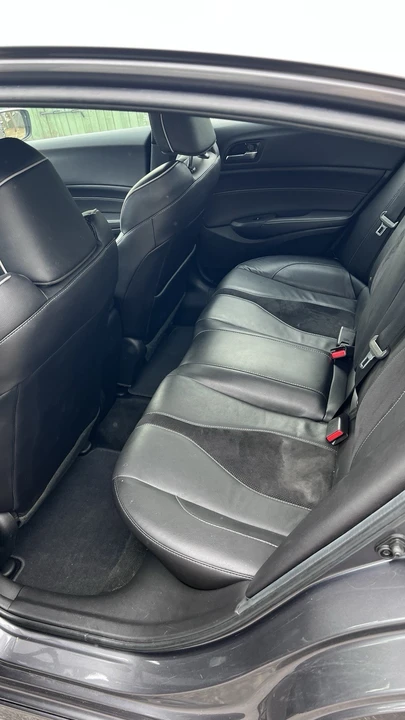 2020 Acura ILX - Image 16 of 18