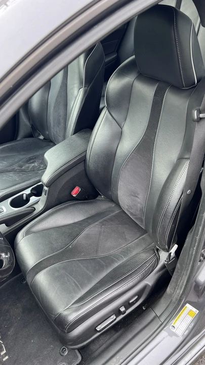 2020 Acura ILX - Image 10 of 18