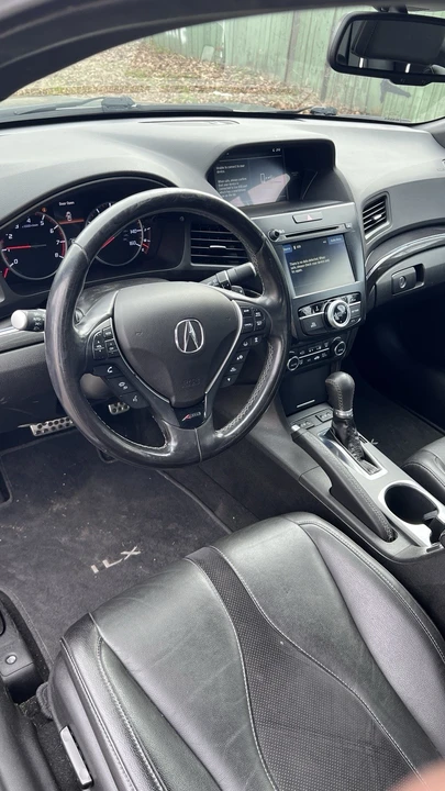 2020 Acura ILX - Image 9 of 18