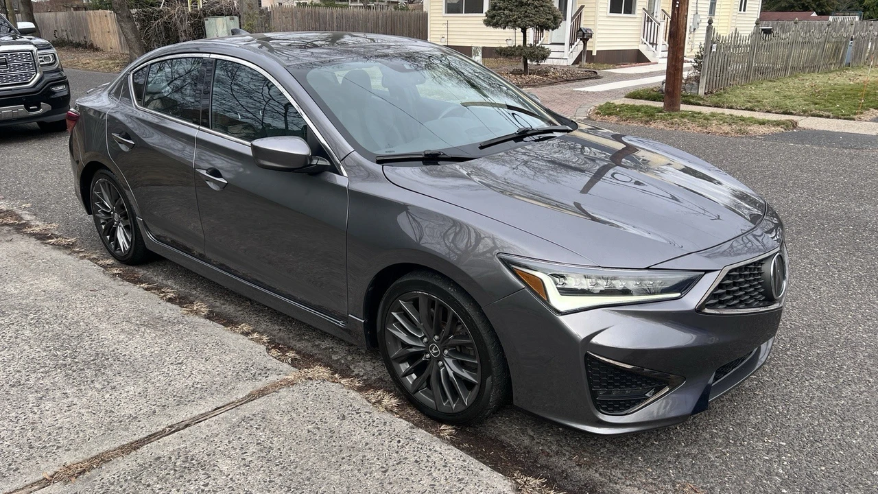2020 Acura ILX - Image 3 of 18