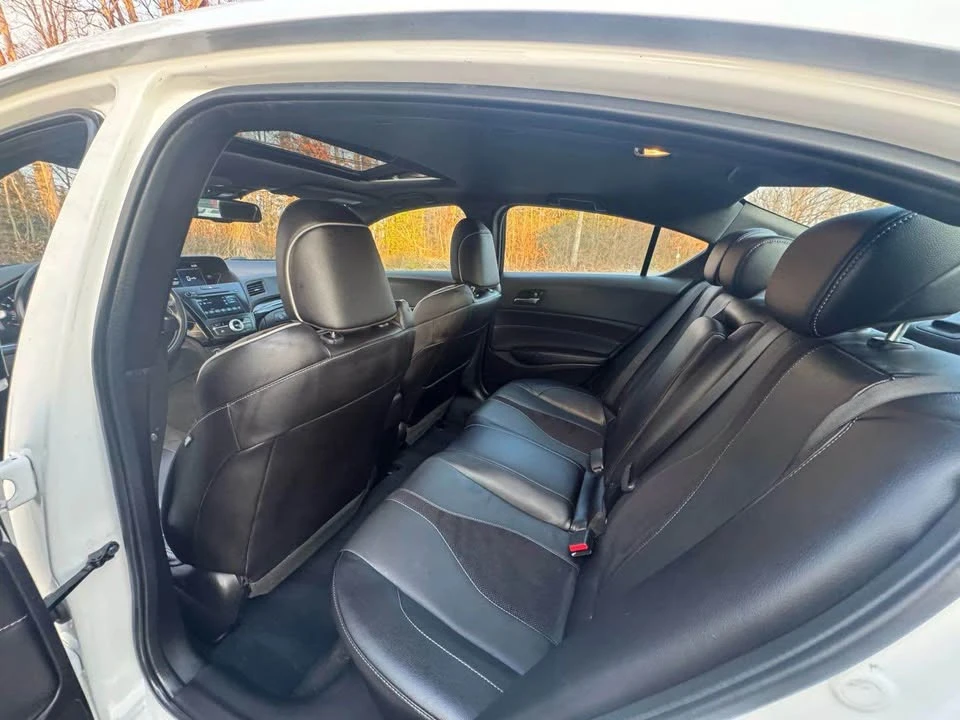 2020 Acura ILX - Image 13 of 19