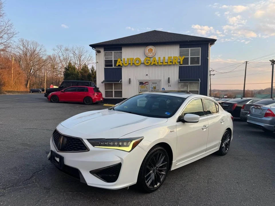 2020 Acura ILX - Image 2 of 19