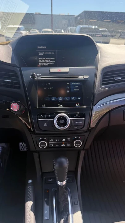 2020 Acura ILX - Image 12 of 17
