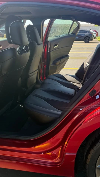 2020 Acura ILX - Image 8 of 17