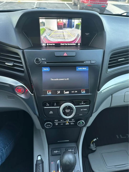 2020 Acura ILX - Image 17 of 21