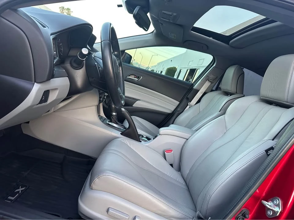 2020 Acura ILX - Image 12 of 21