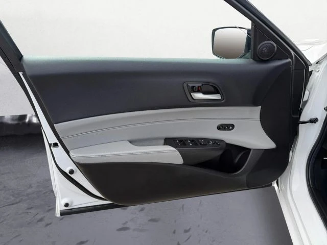 2020 Acura ILX - Image 13 of 21