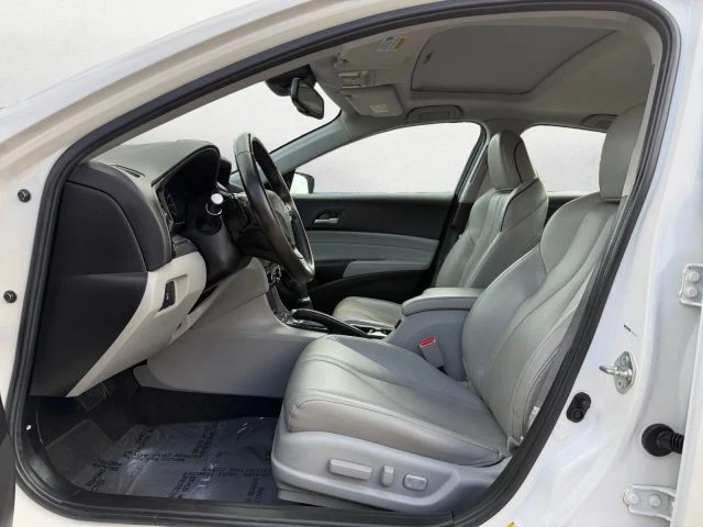 2020 Acura ILX - Image 11 of 21