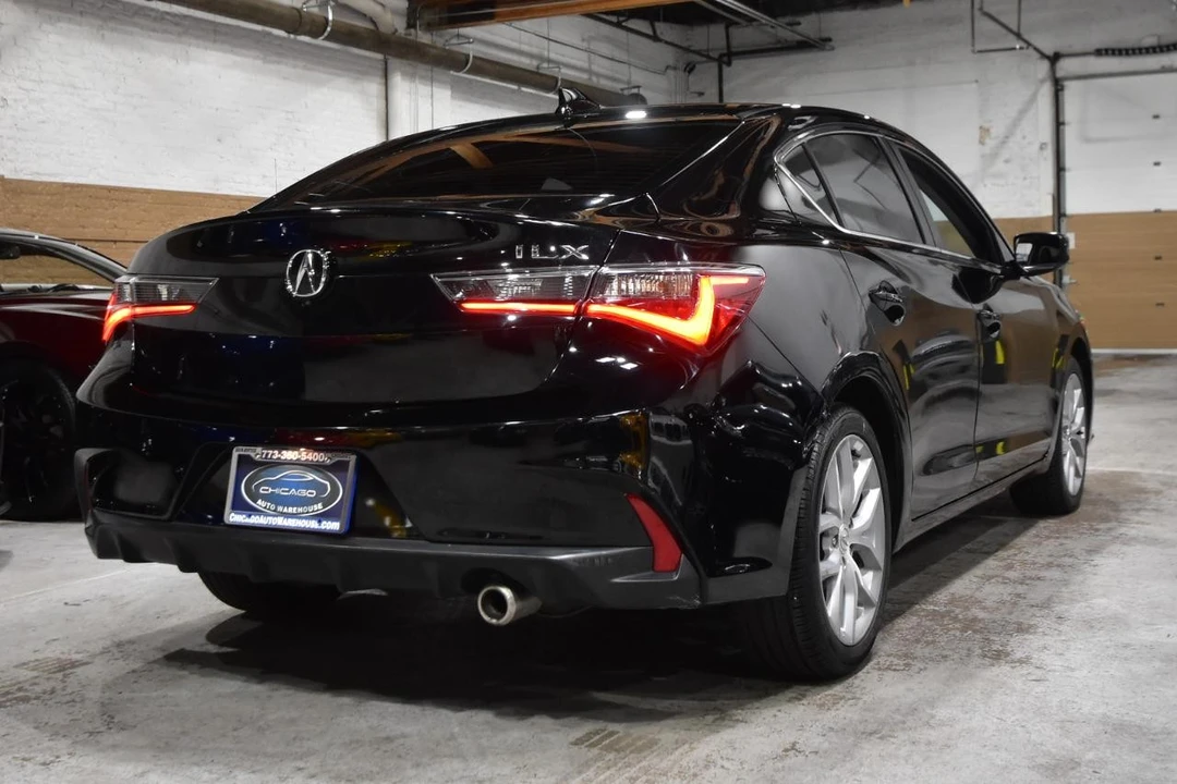 2020 Acura ILX - Image 4 of 21