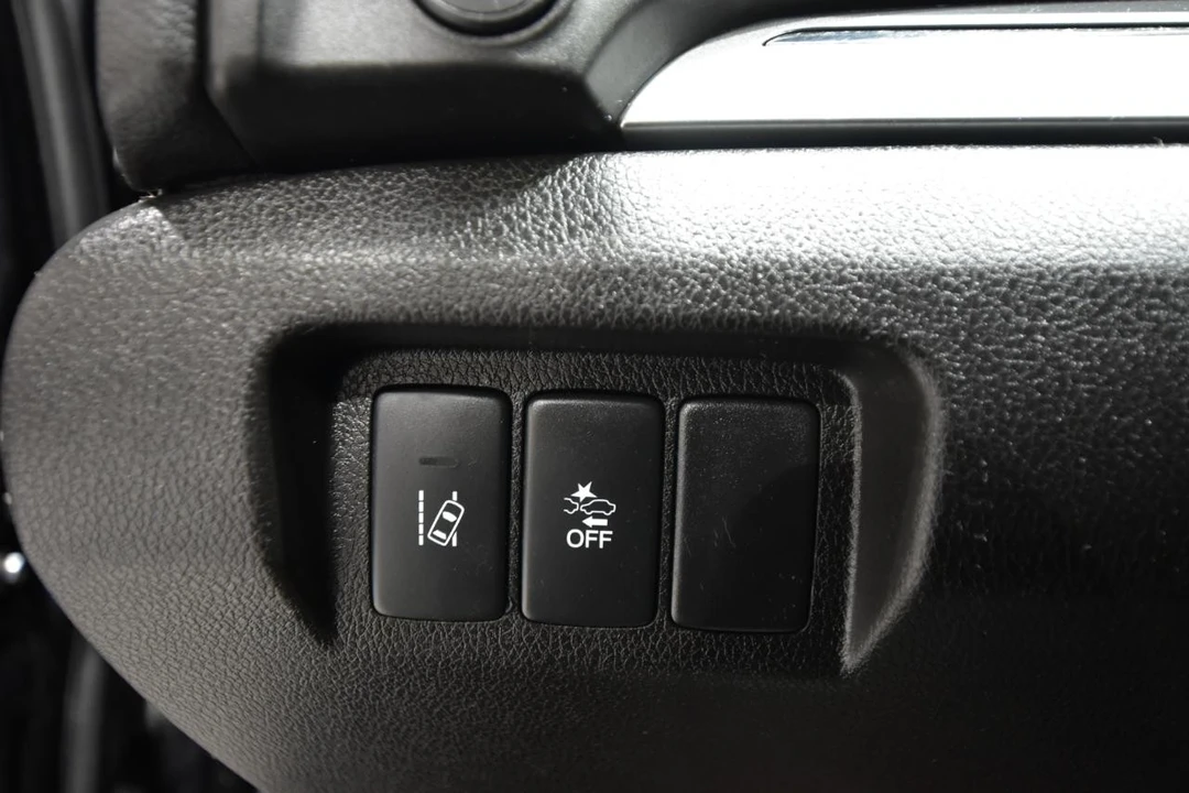 2020 Acura ILX - Image 12 of 21