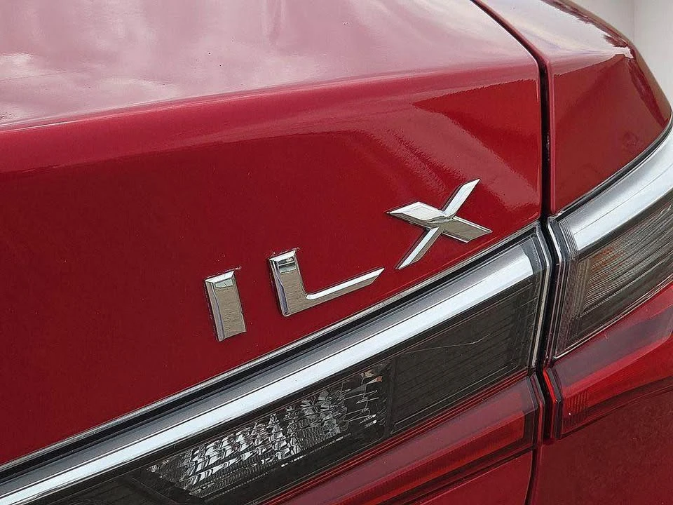 2020 Acura ILX - Image 15 of 20