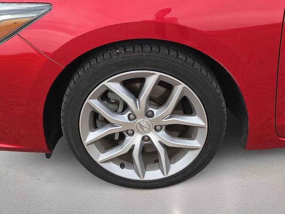 2020 Acura ILX - Image 9 of 20