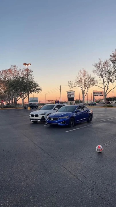 2020 Acura ILX - Image 9 of 15