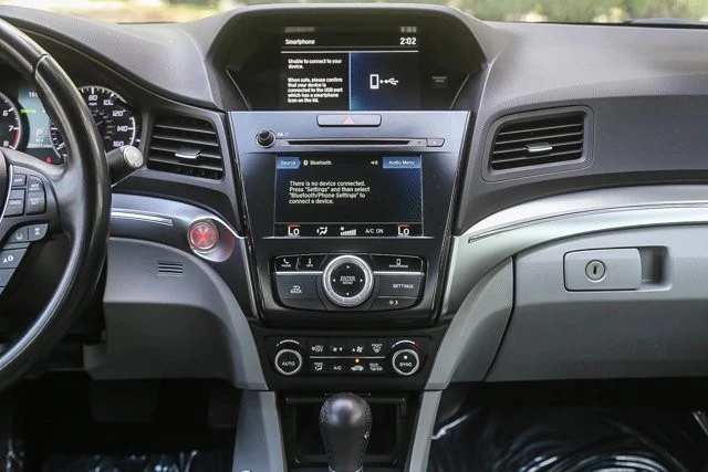 2020 Acura ILX - Image 11 of 21