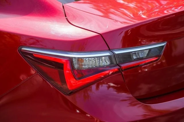 2020 Acura ILX - Image 8 of 21