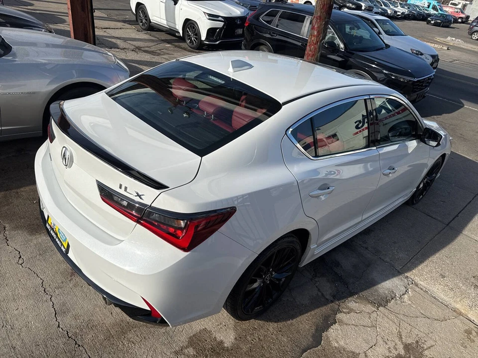 2020 Acura ILX - Image 11 of 21