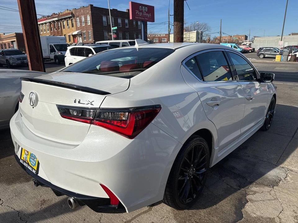 2020 Acura ILX - Image 7 of 21
