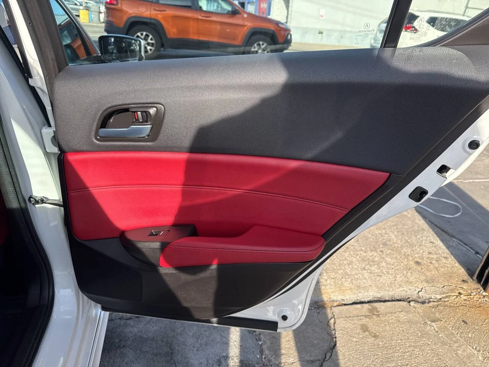 2020 Acura ILX - Image 17 of 21