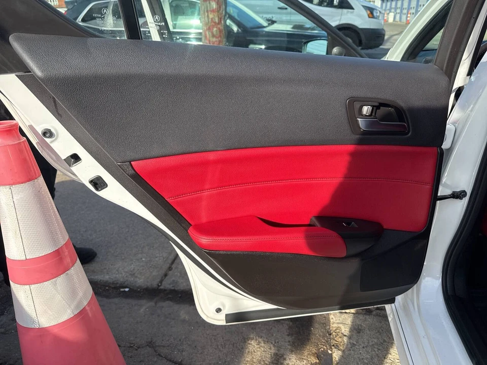 2020 Acura ILX - Image 15 of 21