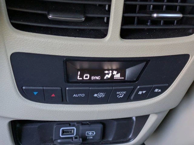 2020 Acura MDX 3rd Gen - Image 16 of 21