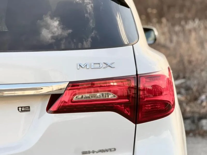 2020 Acura MDX 3rd Gen - Image 8 of 12