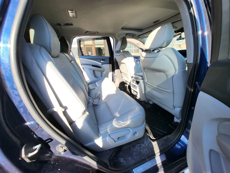 2020 Acura MDX 3rd Gen - Image 11 of 16