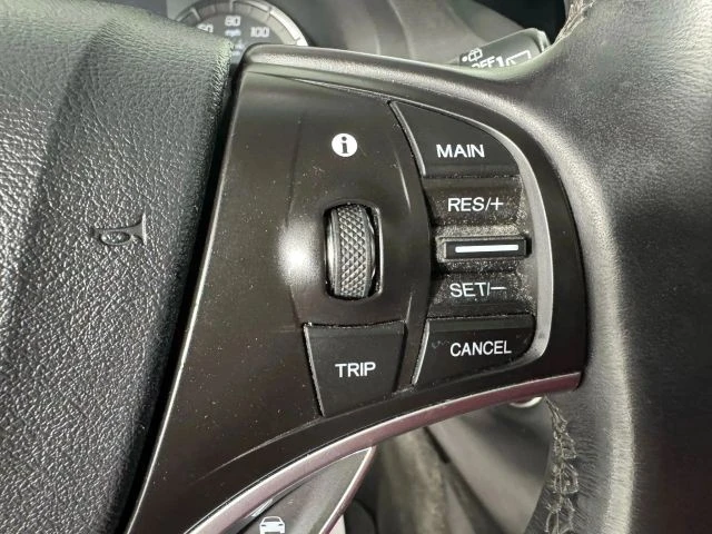 2020 Acura MDX 3rd Gen - Image 17 of 21