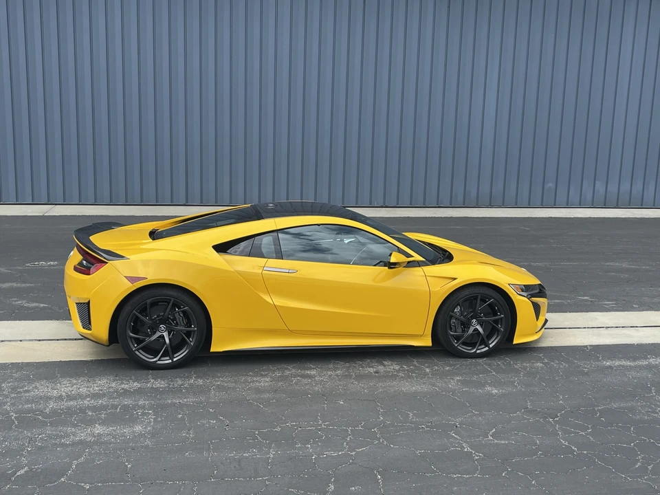 2020 Acura NC1 NSX - Image 15 of 31