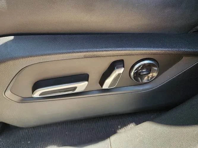 2020 Acura RDX 3rd Gen - Image 11 of 19