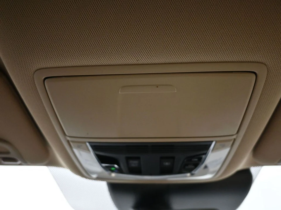 2020 Acura RDX 3rd Gen - Image 17 of 21