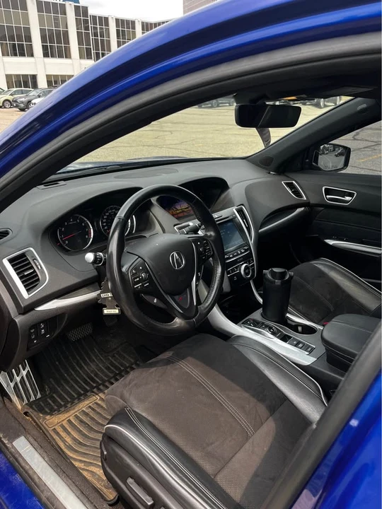 2020 Acura TLX 1st Gen - Image 10 of 13
