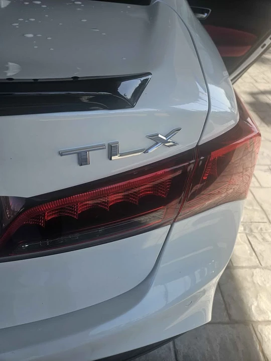 2020 Acura TLX 1st Gen - Image 9 of 15