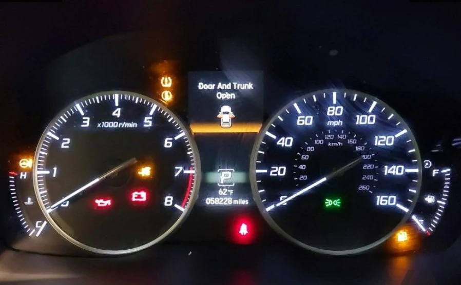 2020 Acura ILX - Image 6 of 18