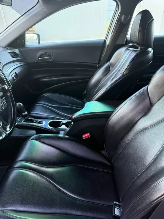 2020 Acura ILX - Image 8 of 18