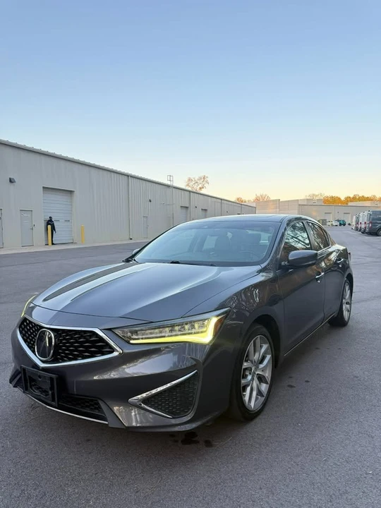 2020 Acura ILX - Image 2 of 18