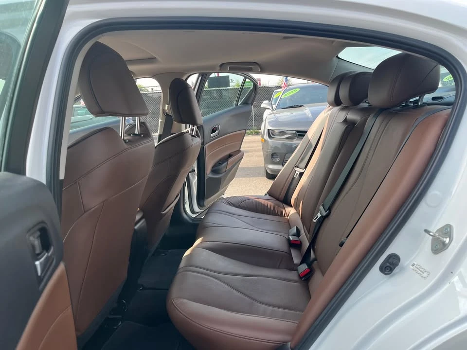 2020 Acura ILX - Image 13 of 15