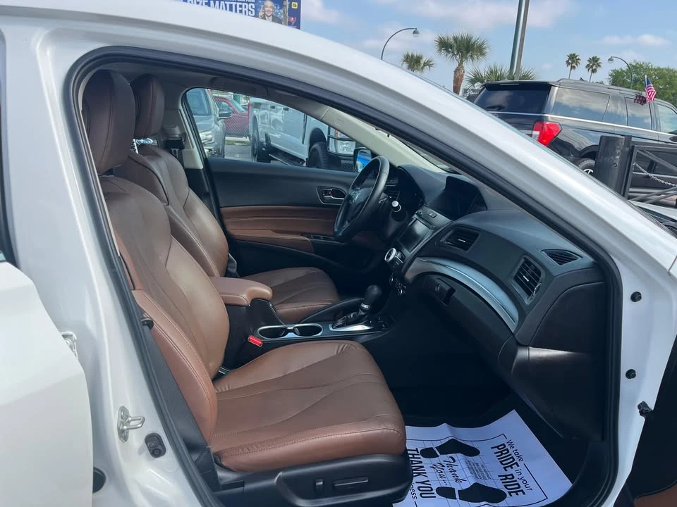 2020 Acura ILX - Image 14 of 15
