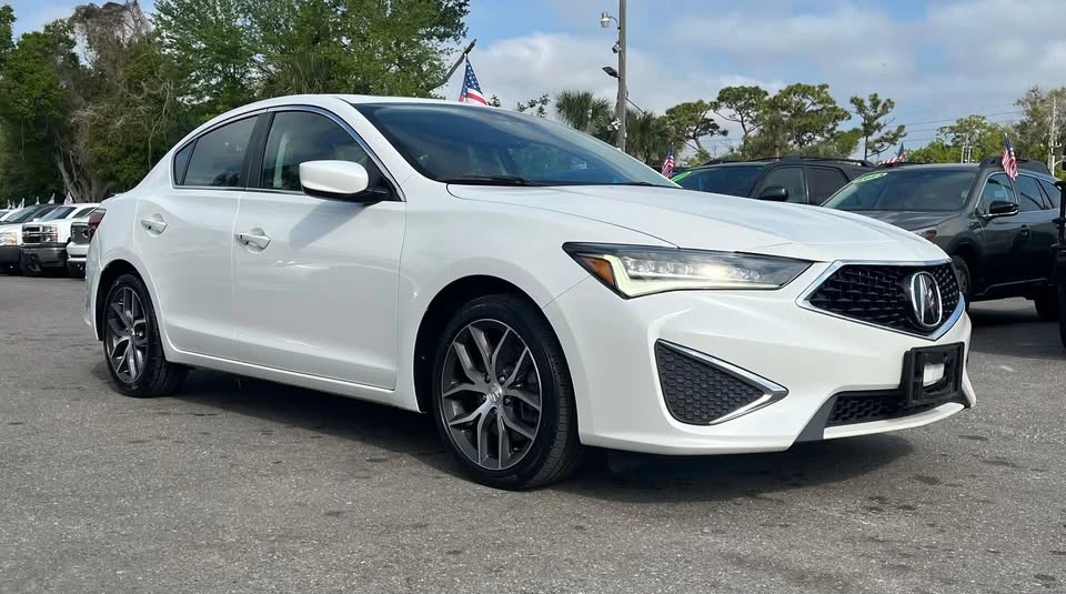2020 Acura ILX - Image 3 of 15