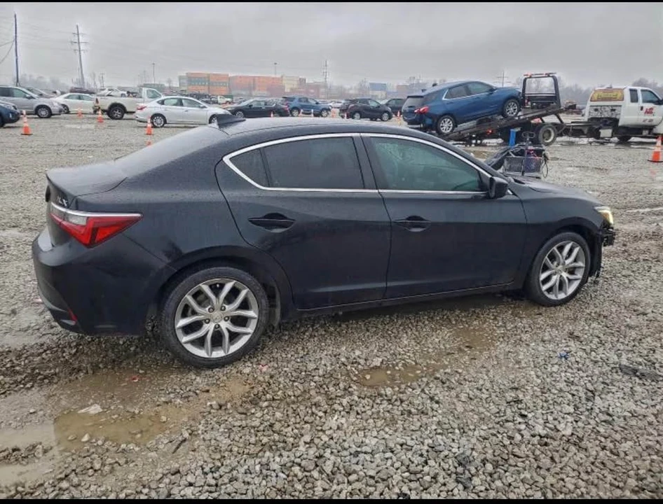 2020 Acura ILX - Image 5 of 11