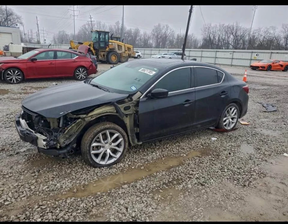 2020 Acura ILX - Image 2 of 11