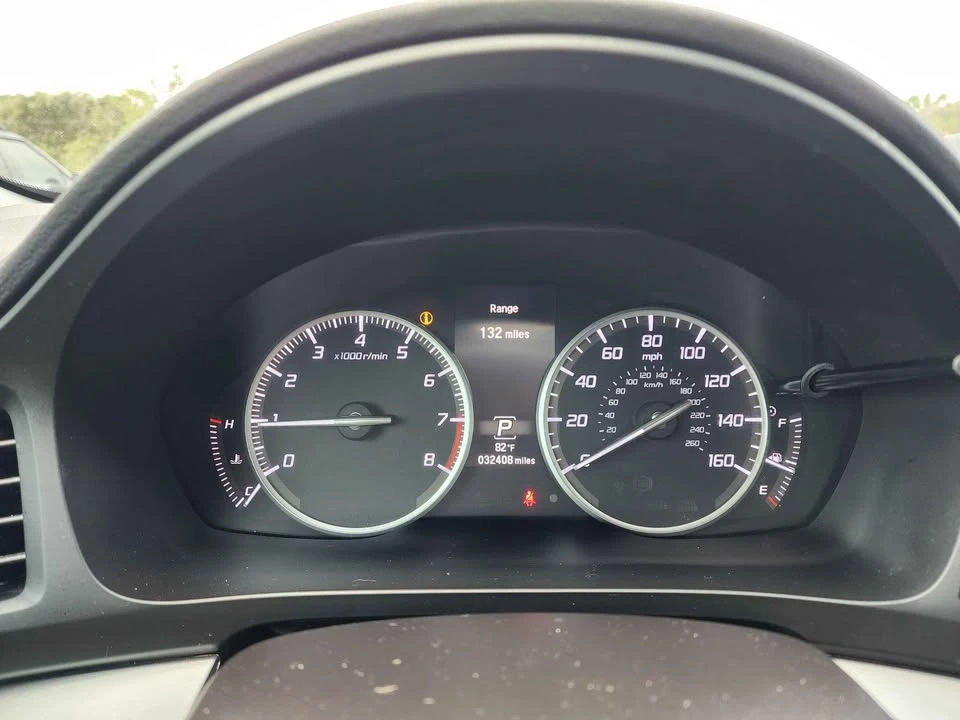 2020 Acura ILX - Image 9 of 15