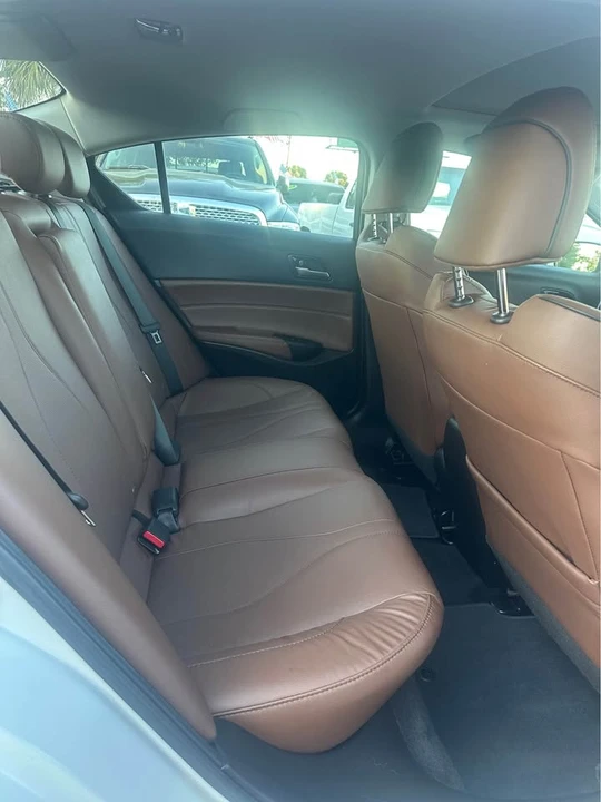 2020 Acura ILX - Image 8 of 10