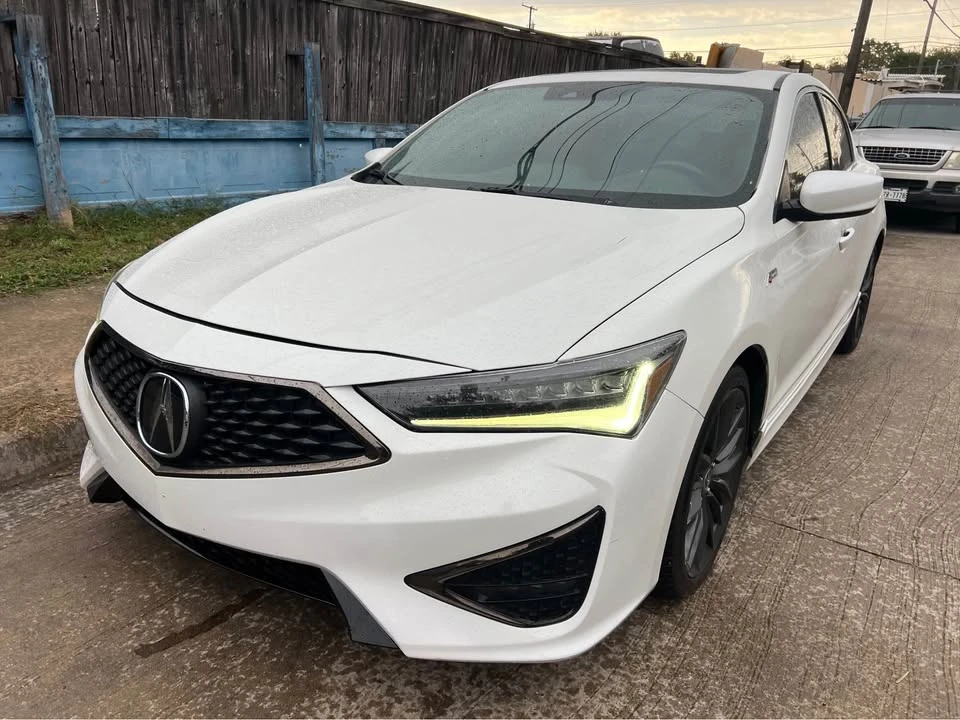 2020 Acura ILX - Image 2 of 11