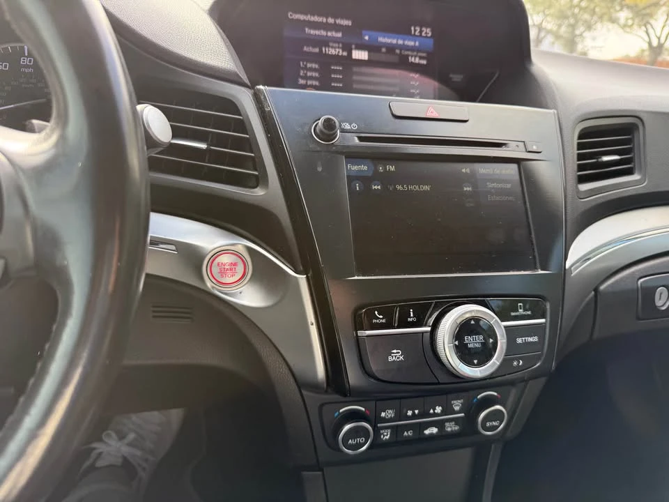 2020 Acura ILX - Image 7 of 12