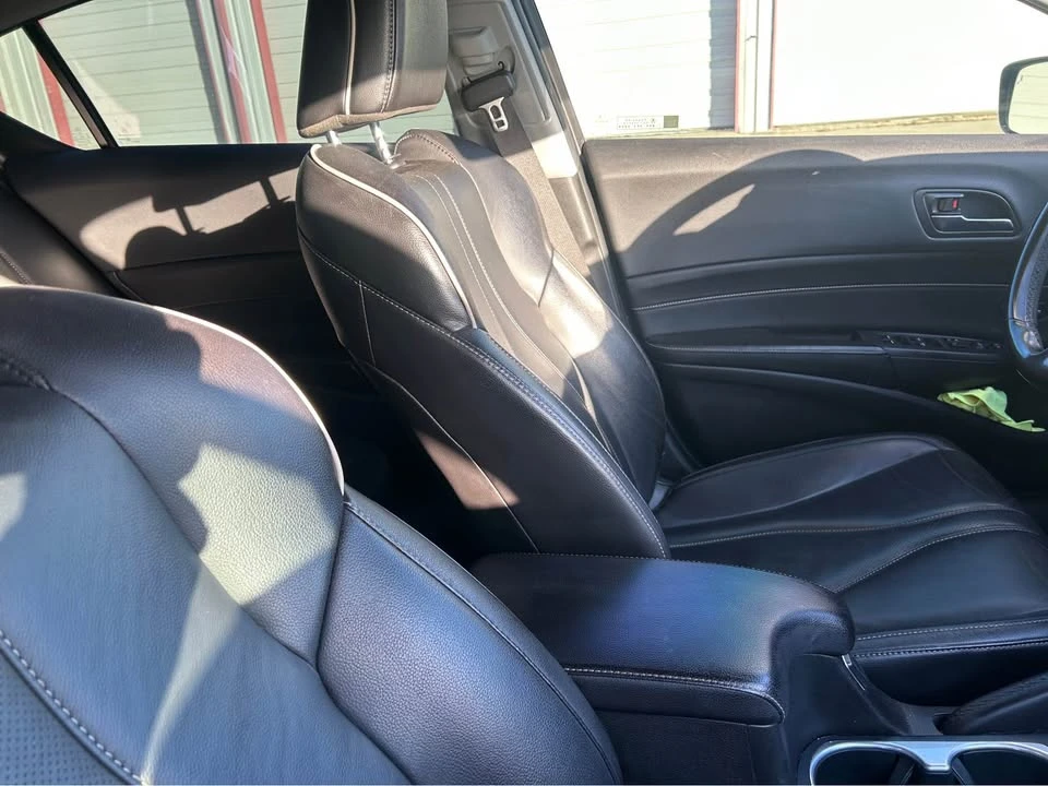 2020 Acura ILX - Image 4 of 12