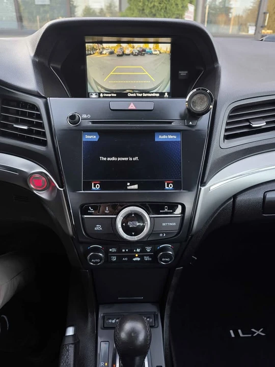2020 Acura ILX - Image 15 of 17