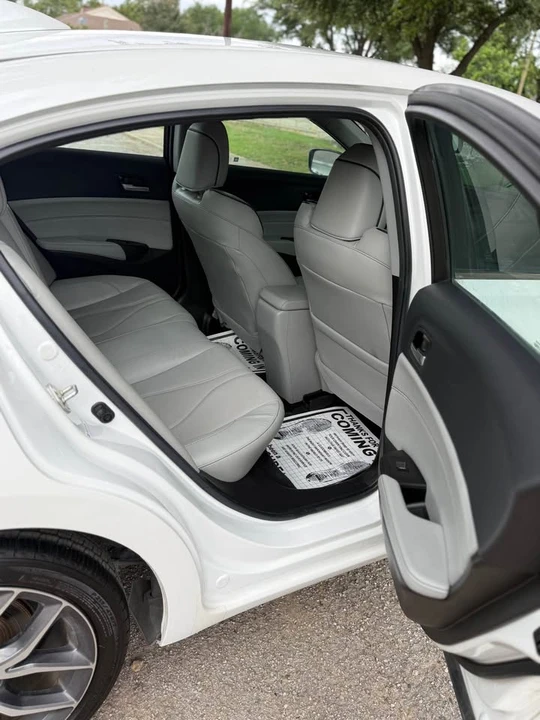 2020 Acura ILX - Image 11 of 15