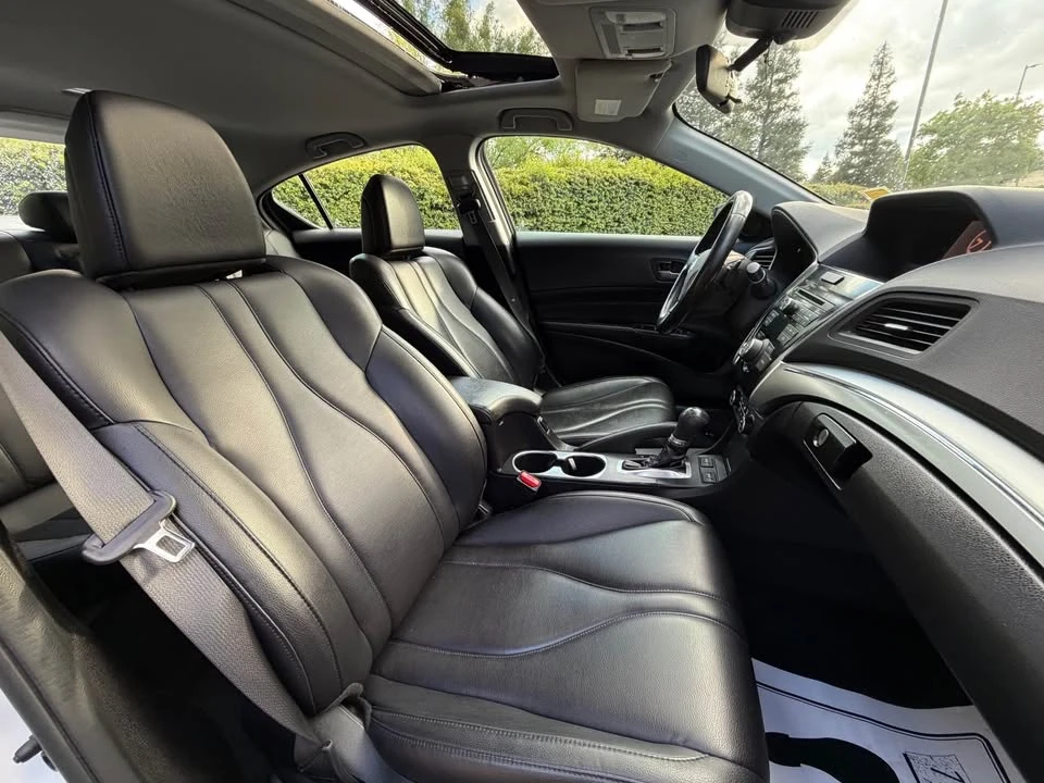 2020 Acura ILX - Image 12 of 16