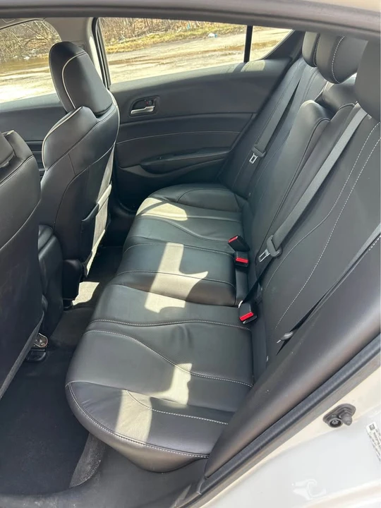 2020 Acura ILX - Image 10 of 16