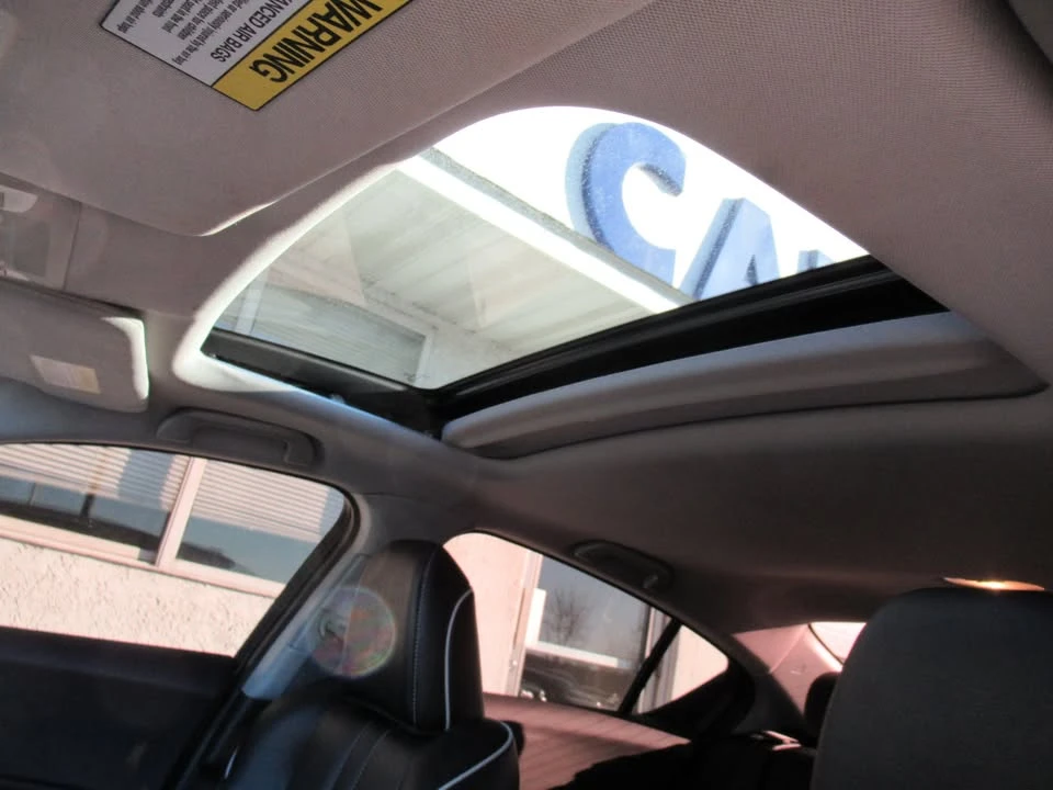 2020 Acura ILX - Image 6 of 8